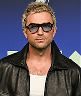 173.jpg